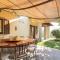 Villa in Lonnano with pool