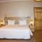 Tropical Enclave Hotel