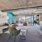 Explore the vibrant heart of Cape Town- 2 bed apmt