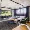 Explore the vibrant heart of Cape Town- 2 bed apmt