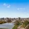 Explore the vibrant heart of Cape Town- 2 bed apmt