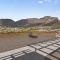 Explore the vibrant heart of Cape Town- 2 bed apmt