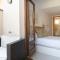 Lets Holidays QUIET APARTMENT 5 minutes TO THE BEACH 2