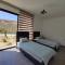 Wake Up by the Sea Oceanfront Garden Retreat with Pool