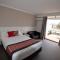 Country Comfort Amity Motel