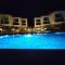 Oceanfront Loft Apartment Spacious Rooftop Terrace Pool