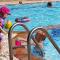 VIP Chain Resort Pool Villa