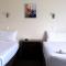 Devonwood Motel