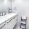 Inner city apartment - Moments to the city centre