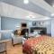Econo Lodge Cranston - Providence