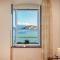Apartment By The Sea