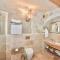 Evanthia Cave Suites