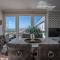 On The Beach Penthouse with Sea View - 3 bedrooms - Roof Terrace - Spa, Sauna, Gym and Pool - Sleeps 6