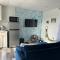 Cozy Studio 10 minutes from Siesta Key -perfect for couples
