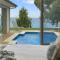 Woodbine Waters Lakehouse