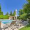 Charmant Mas à Paradou avec Piscine, Terrasse et Jardin, Près des Alpilles - FR-1-599-35