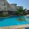 Sunrise Beach Club, Bogaz