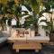 Emesh Boutique Suite
