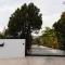 Emesh Boutique Suite