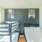 Cozy HighRise 23th Flr,Gym,Parking,Pool,W-D,Golf