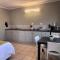 Noordoewer Self Catering Chalets CC