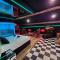 LInterdit Suite Luxe Romantique Spa Balneo Sauna Hammam