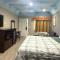 Hotel O Regency Suites Houston - IAH Beltway 8