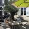 Hotel Restaurant Les Arcades photo 14