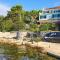 7 Bedroom Amazing Home In Kosljun