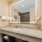 La Quinta by Wyndham Marble Falls