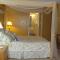 Knights Inn - Park Villa Motel, Midland