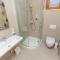 Hostel Dvor