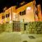 Hostel Dvor