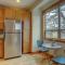 B2 Townhome with BBQ on the Deck