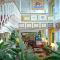 Hotel Nadir