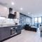 Stylish City Centre Apartment - Shambles & Minster - Free secure Parking & Gym