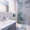 Stylish City Centre Apartment - Shambles & Minster - Free secure Parking & Gym