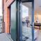 Stylish City Centre Apartment - Shambles & Minster - Free secure Parking & Gym