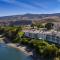 Riverland Inn & Suites