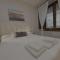 Apodaca Rooms