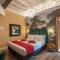 Hotel Tritone