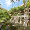 Paki Maui 424 · PM424 BeachFront 2BD w Ocean View