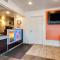 Motel 6-Lenexa, KS - Kansas City Southwest