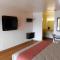 Motel 6-Madisonville, TX