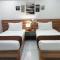Rosh Hotel