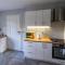 Apartament w lesie z balią
