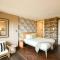 Beachhouse Hotel