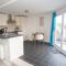 Comfortable Swindon Town Centre Apartments, FREE Parking, sleeps up to 8 - 史云顿