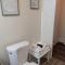 Cozy, Cute, Private Ozark Suite 5 Mins to Hospital