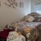 Cozy, Cute, Private Ozark Suite 5 Mins to Hospital